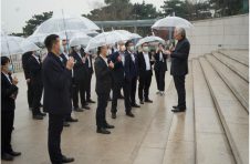 清明时节缅怀战线—英雄英烈之子讲述一堂特殊的党史“微党课”